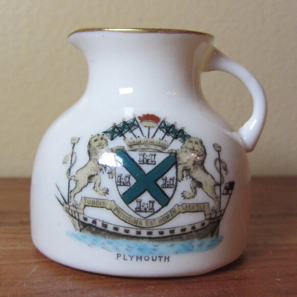 W.H. Goss crested heraldry china vintage Plymouth (GC077 Grace) - Picture 1 of 8